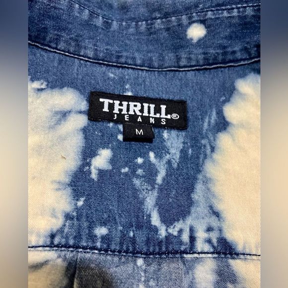 Thrill Women Blue Long Sleeve Button-Down Shirt size M - Picture 5 of 7